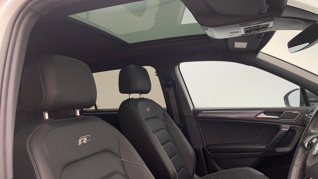 Interior Sunroof/Moonroof