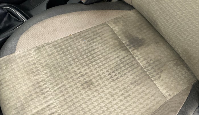2019 Hyundai Elite i20 1.2 SPORTS PLUS VTVT, Petrol, Manual, 78,216 km, Front left seat (passenger seat) - Cover slightly stained