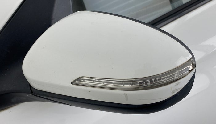 2019 Hyundai Elite i20 1.2 SPORTS PLUS VTVT, Petrol, Manual, 78,216 km, Left rear-view mirror - Indicator light has minor damage