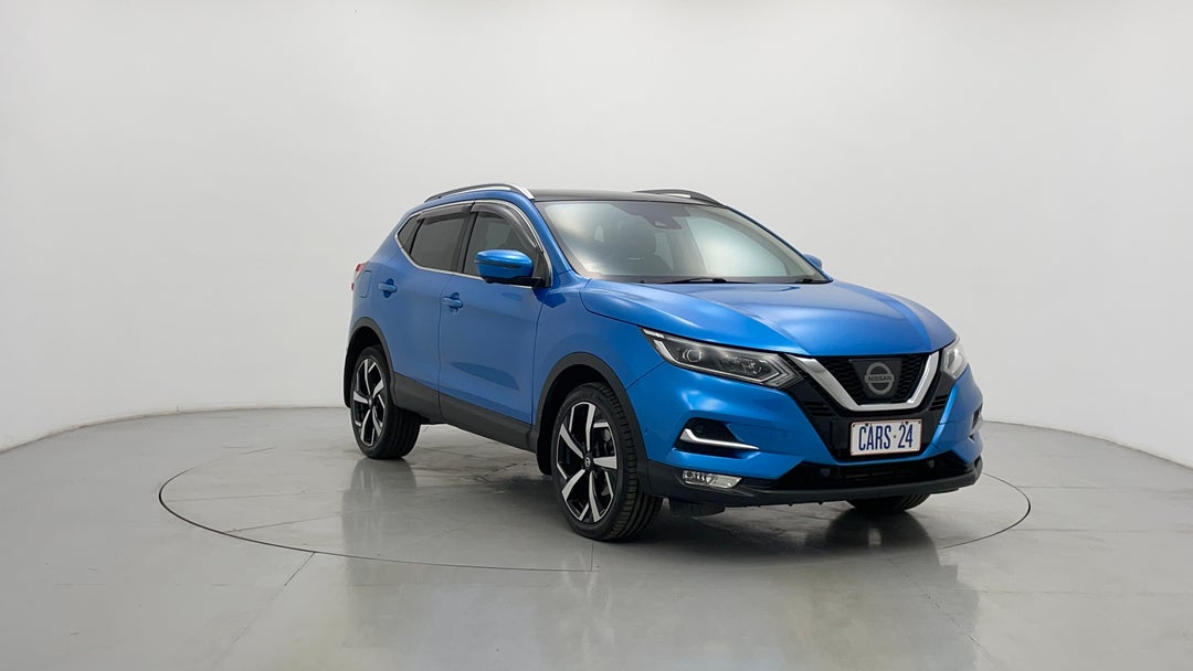 2017 Nissan Qashqai N-tec, Automatic, 88665 km, Right Front Diagonal (45- Degree) View