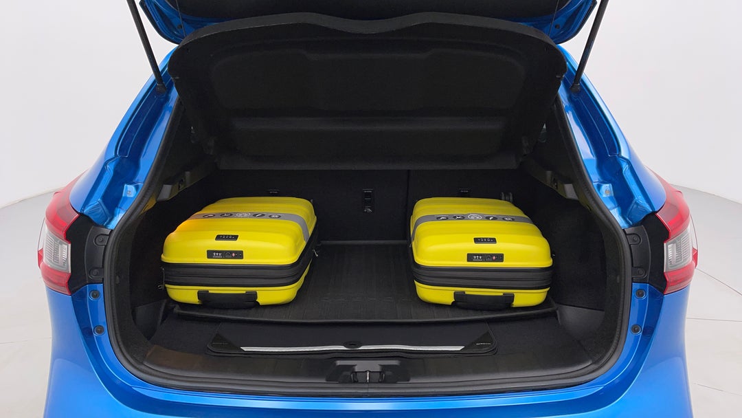 2017 Nissan Qashqai N-tec, Automatic, 88665 km, Boot Inside View with Luggage