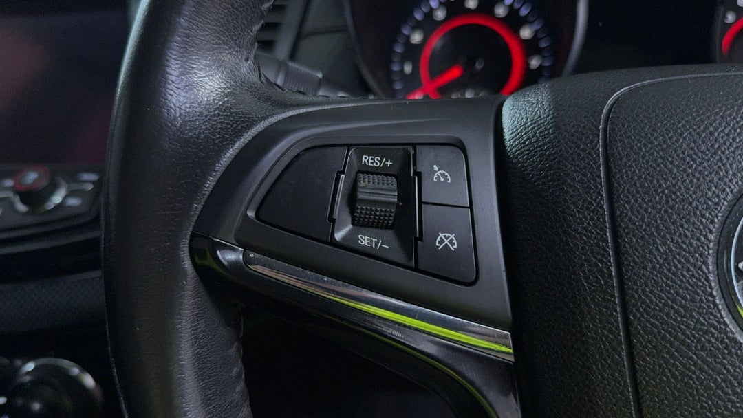 2017 Holden Commodore Sv6, Automatic, 153195 km, Cruise Control