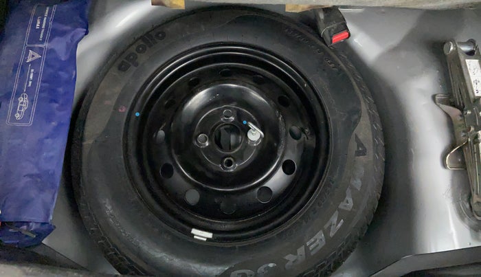 2012 Maruti Swift VDI, Diesel, Manual, 68,206 km, Spare Tyre