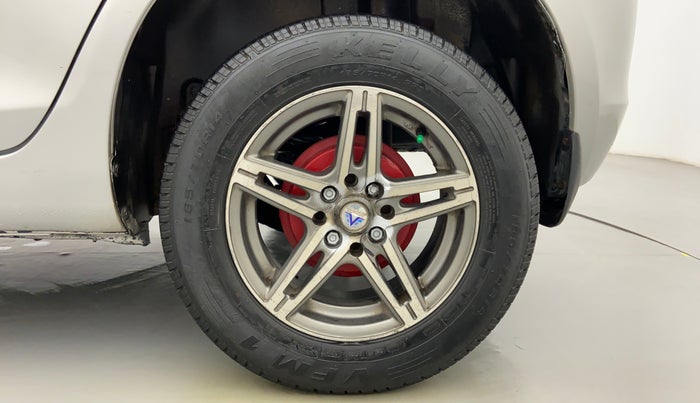 2012 Maruti Swift VDI, Diesel, Manual, 68,206 km, Left Rear Wheel