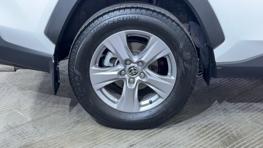 2025 Toyota RAV4 Gx (2WD) Hybrid, Automatic, 23561 km, Right Rear Wheel
