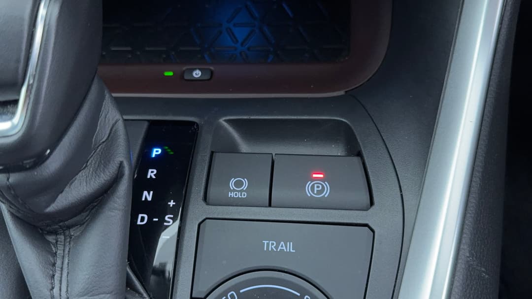 2025 Toyota RAV4 Cruiser (AWD) Hybrid, Automatic, 25923 km, Handbrake