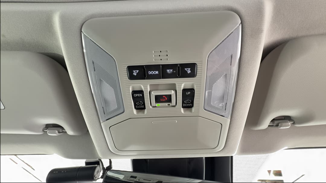 2025 Toyota RAV4 Cruiser (AWD) Hybrid, Automatic, 25923 km, On-Roof Controls/Sunglass holder
