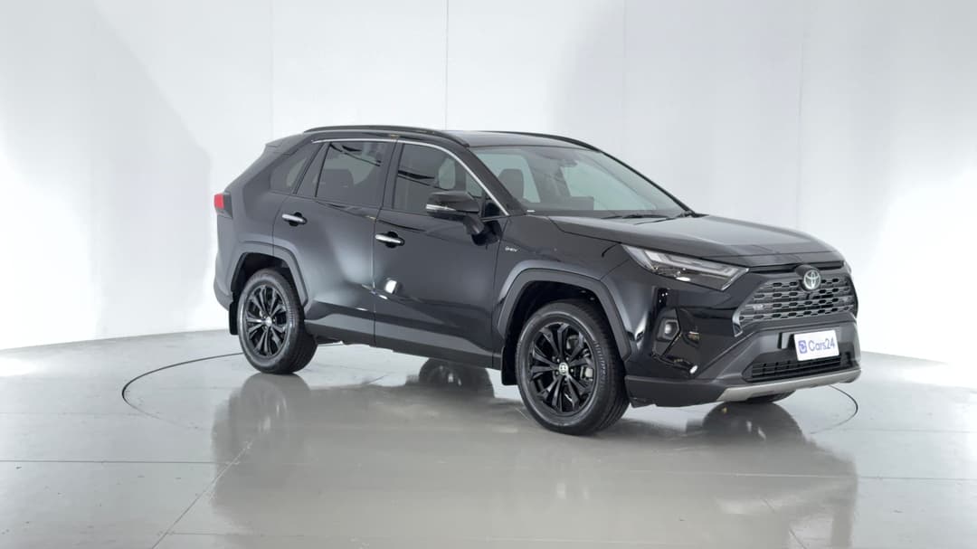 2025 Toyota RAV4 Cruiser (AWD) Hybrid, Automatic, 25923 km, Right Front Diagonal (45- Degree) View