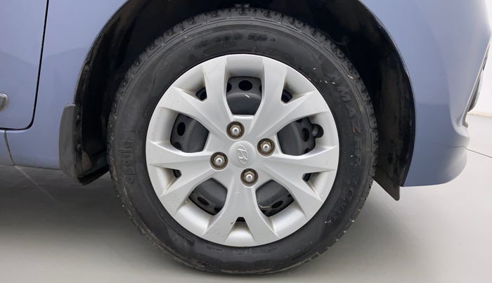 2014 Hyundai Grand i10 SPORTZ 1.2 KAPPA VTVT, Petrol, Manual, 10,372 km, Right Front Wheel