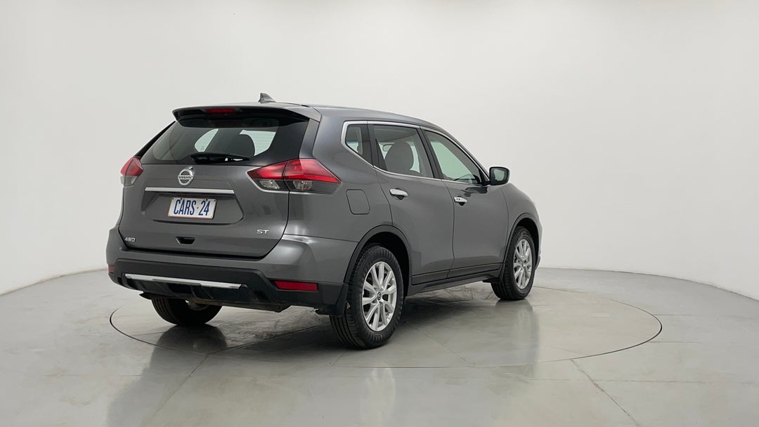 Right Back Diagonal (45- Degree) View