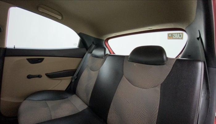 2014 Hyundai Eon MAGNA +, Petrol, Manual, 59,169 km, Right Side Rear Door Cabin
