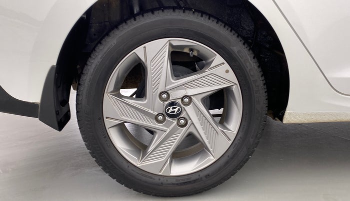 2021 Hyundai Verna SX PETROL MT, Petrol, Manual, 17,110 km, Right Rear Wheel