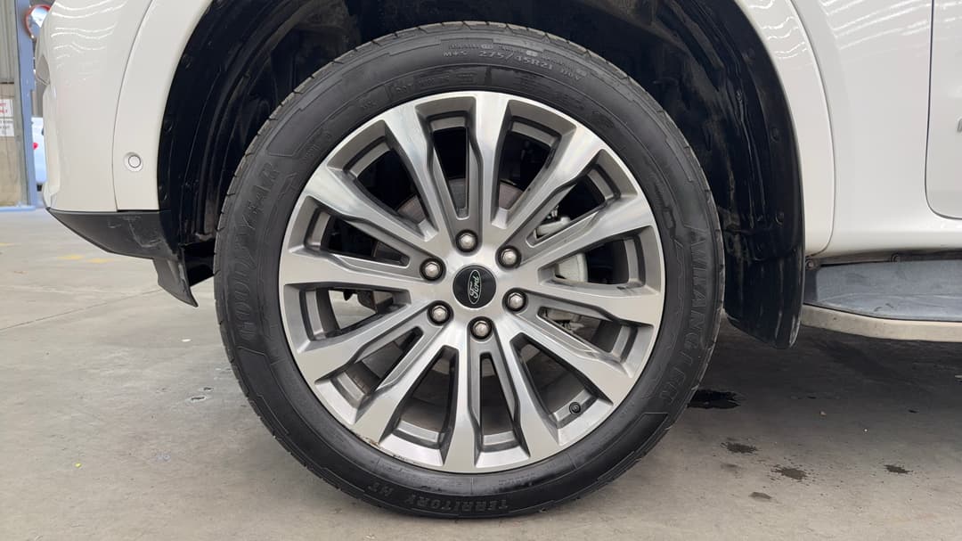 2023 Ford Everest Platinum (4WD), Automatic, 40037 km, Left Front Wheel