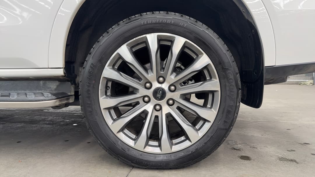 2023 Ford Everest Platinum (4WD), Automatic, 40037 km, Left Rear Wheel
