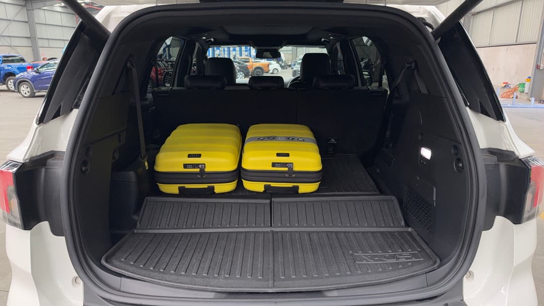 2023 Ford Everest Platinum (4WD), Automatic, 40037 km, Boot Inside View with Luggage