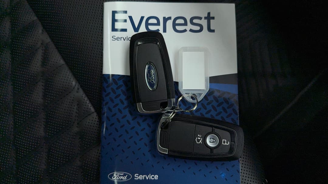2023 Ford Everest Platinum (4WD), Automatic, 40037 km, Key Close-up