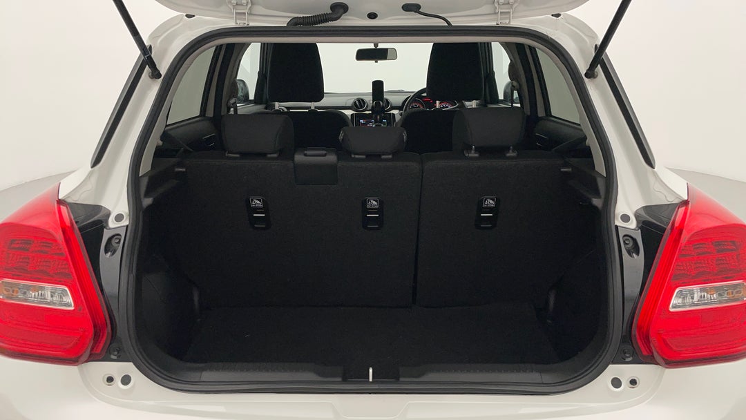 2023 Suzuki Swift Gl Navi, Automatic, 26611 km, Boot Inside View