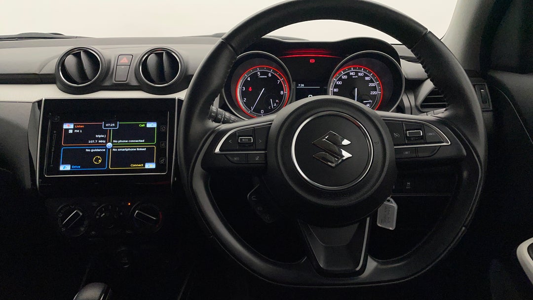 2023 Suzuki Swift Gl Navi, Automatic, 26611 km, Steering Wheel Close-up