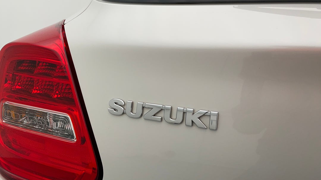 2023 Suzuki Swift Gl Navi, Automatic, 26611 km, Badge (Boot Left Side)