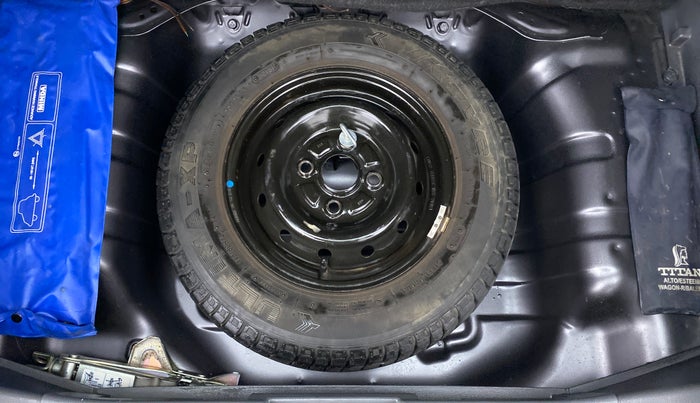2016 Maruti Alto 800 LXI, Petrol, Manual, 23,702 km, Spare Tyre