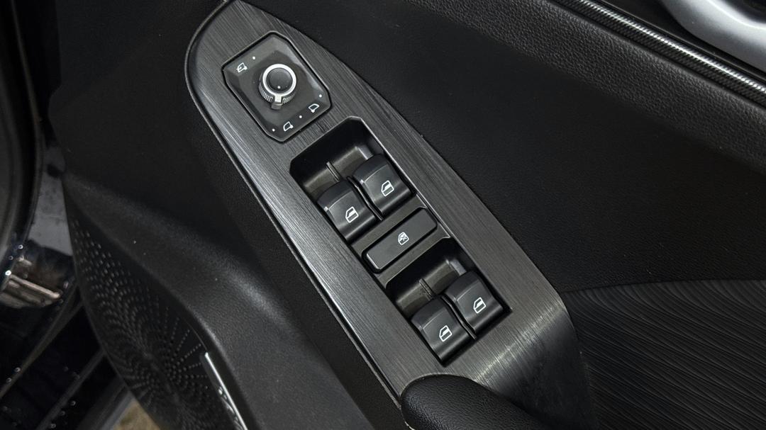 2024 GWM Haval Jolion Lux, Automatic, 39605 km, Drivers Side Door Panel Controls