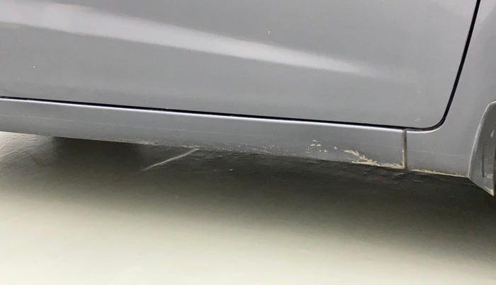 2017 Hyundai Grand i10 MAGNA 1.2 KAPPA VTVT, Petrol, Manual, 48,960 km, Right running board - Slightly dented