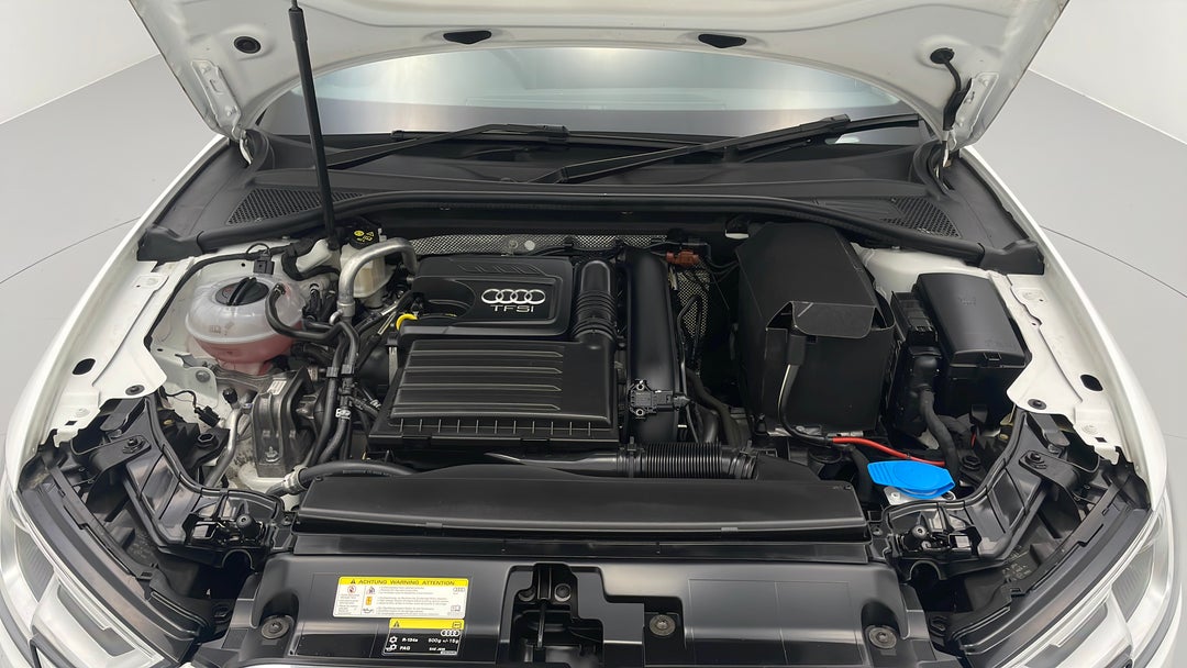 Open Bonnet (Engine)