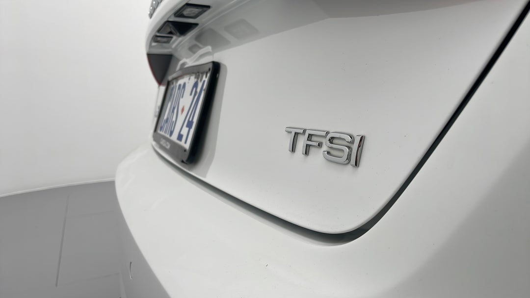 Badge (Boot Right Side)