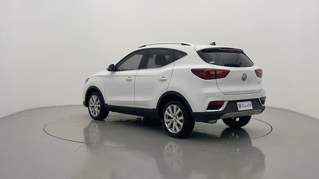 Left Back Diagonal (45- Degree) View