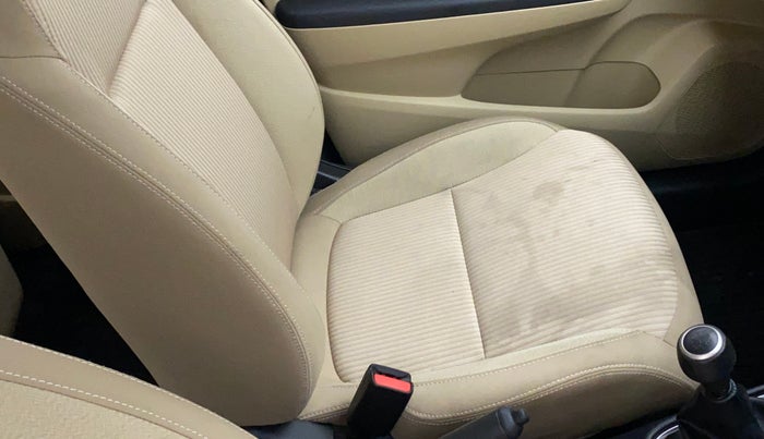 2022 Honda Amaze 1.2L I-VTEC VX, Petrol, Manual, 8,251 km, Front left seat (passenger seat) - Cover slightly stained