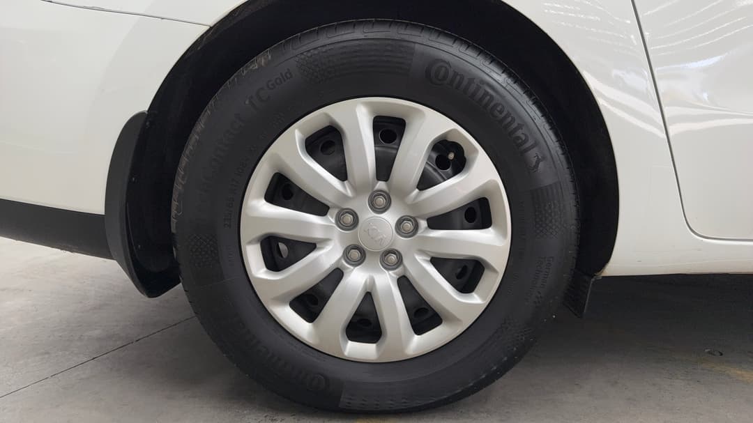 2018 Kia Carnival S, Automatic, 96757 km, Right Rear Wheel