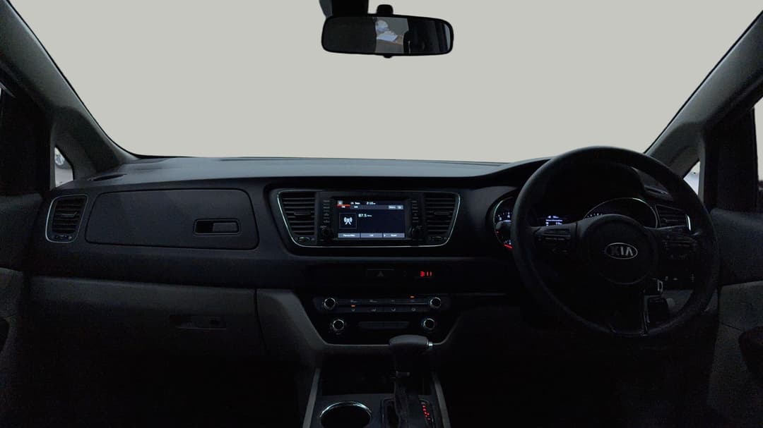 2018 Kia Carnival S, Automatic, 96757 km, Dashboard View