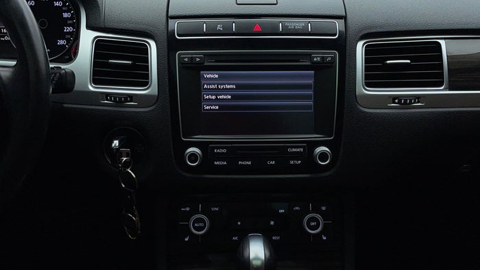 Volkswagen Touareg-Center Console