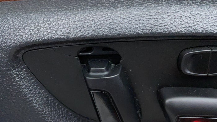 Volkswagen Touareg-Seat RHS Front Seat adjuster lever broken