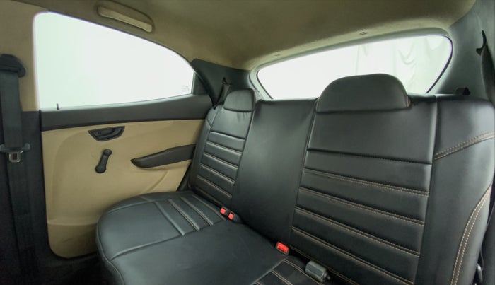 2014 Hyundai Eon ERA PLUS, Petrol, Manual, 73,587 km, Right Side Rear Door Cabin