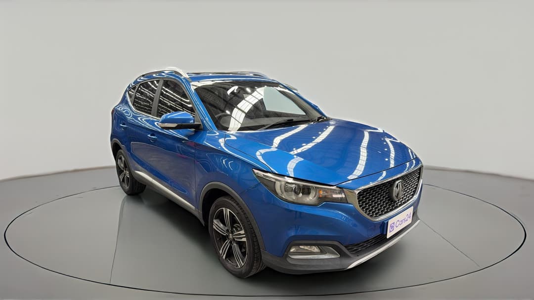 2019 MG ZS Essence, Automatic, 101254 km, Right Front Diagonal (45- Degree) View