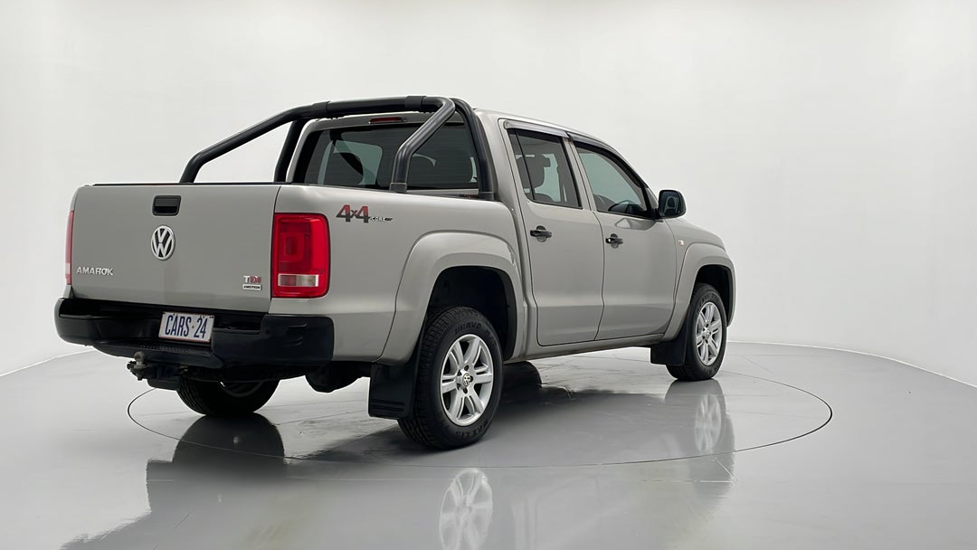 Right Back Diagonal (45- Degree) View