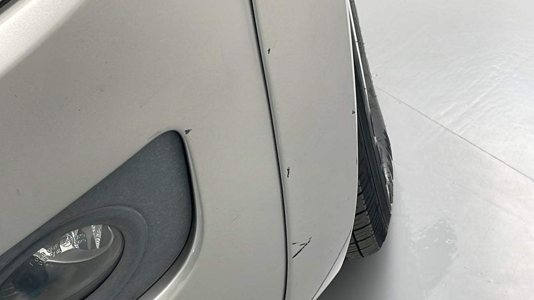 Bumper Front Scratch
