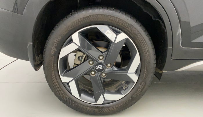 2021 Hyundai ALCAZAR PLATINUM 1.5 MT 7STR, Diesel, Manual, 23,155 km, Right Rear Wheel