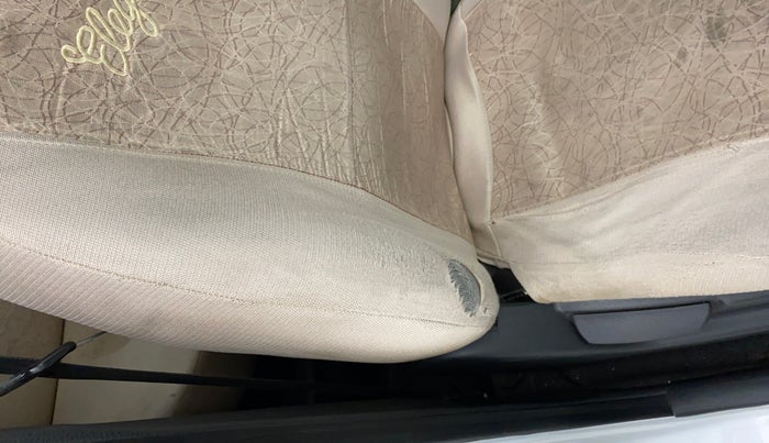 2014 Hyundai Eon MAGNA +, Petrol, Manual, 51,662 km, Driver seat - Cover slightly torn