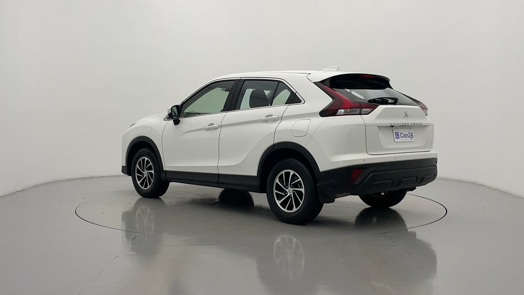 Left Back Diagonal (45- Degree) View