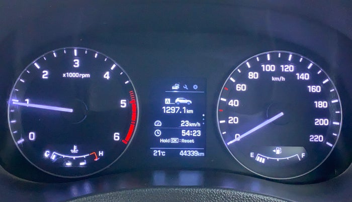 2015 Hyundai Creta 1.6 SX (O) CRDI, Diesel, Manual, 44,445 km, Odometer Image