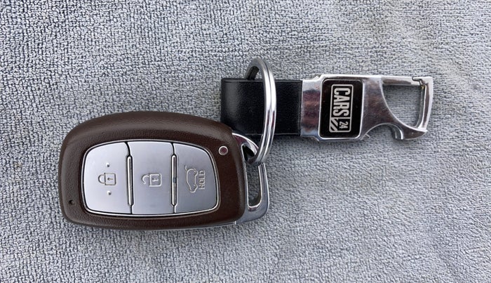 2015 Hyundai Creta 1.6 SX (O) CRDI, Diesel, Manual, 44,445 km, Key Close Up