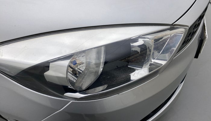 2016 Tata Tiago XT PETROL, CNG, Manual, 68,178 km, Right headlight - Minor damage