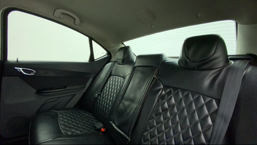 Right Side Rear Door Cabin