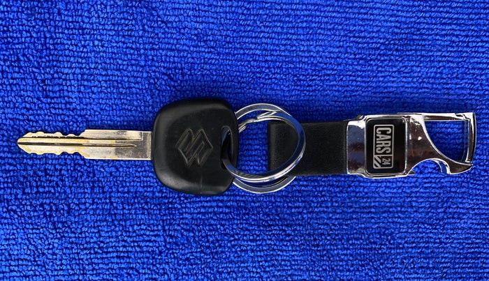 2019 Maruti Eeco 5 STR WITH A/C+HTR, Petrol, Manual, 86,434 km, Key Close Up