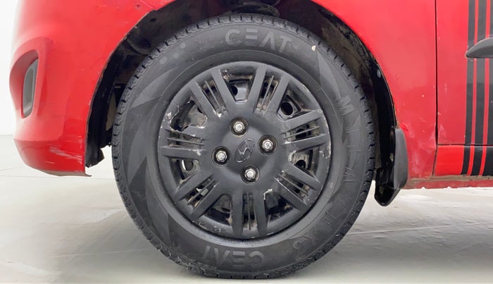 2012 Hyundai i10 MAGNA 1.1 IRDE2, CNG, Manual, 53,522 km, Left Front Wheel