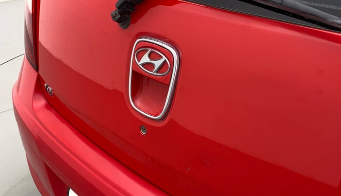 2012 Hyundai i10 MAGNA 1.1 IRDE2, CNG, Manual, 53,522 km, Dicky (Boot door) - Slightly dented