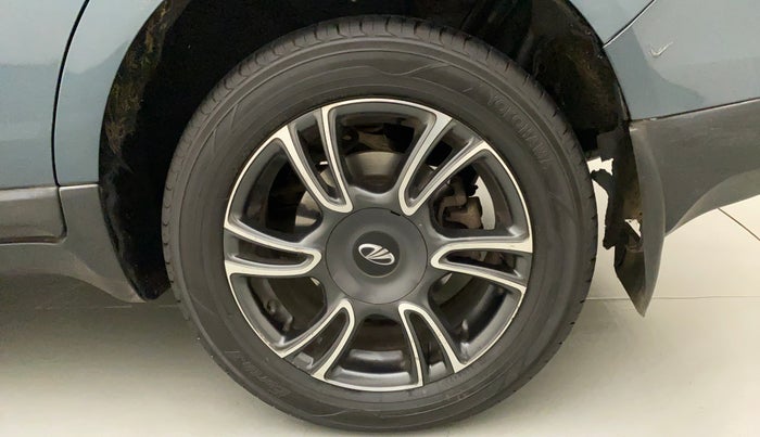 2020 Mahindra MARAZZO M8 8 STR, Diesel, Manual, 65,701 km, Left Rear Wheel