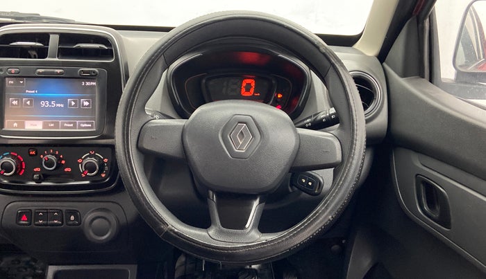 2015 Renault Kwid RXT, Petrol, Manual, 46,463 km, Steering Wheel Close Up